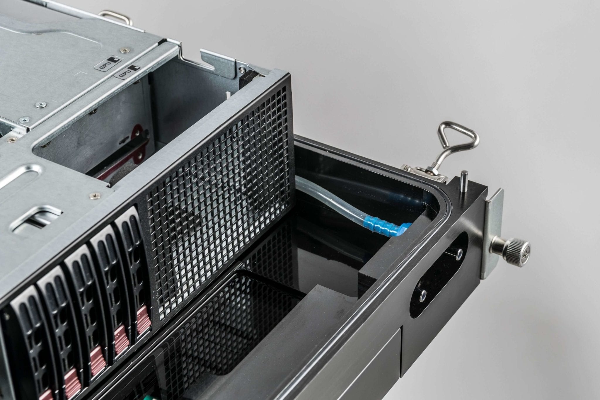 Schneider Electric, Avnet and Iceotope launch integrated rack with liquid-cooled IT